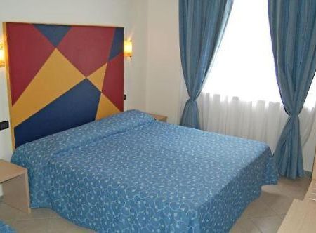 Mare Blu Bed and Breakfast Gioiosa Marea Logo billede